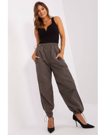  Pantalon femme model 182538 Och Bella 