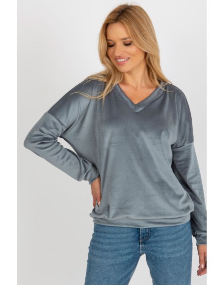  Sweatshirt model 185953 Relevance 